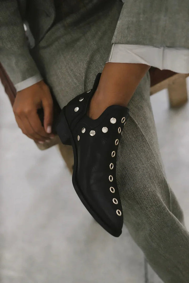 Aela™ | Studded Pointed Boots